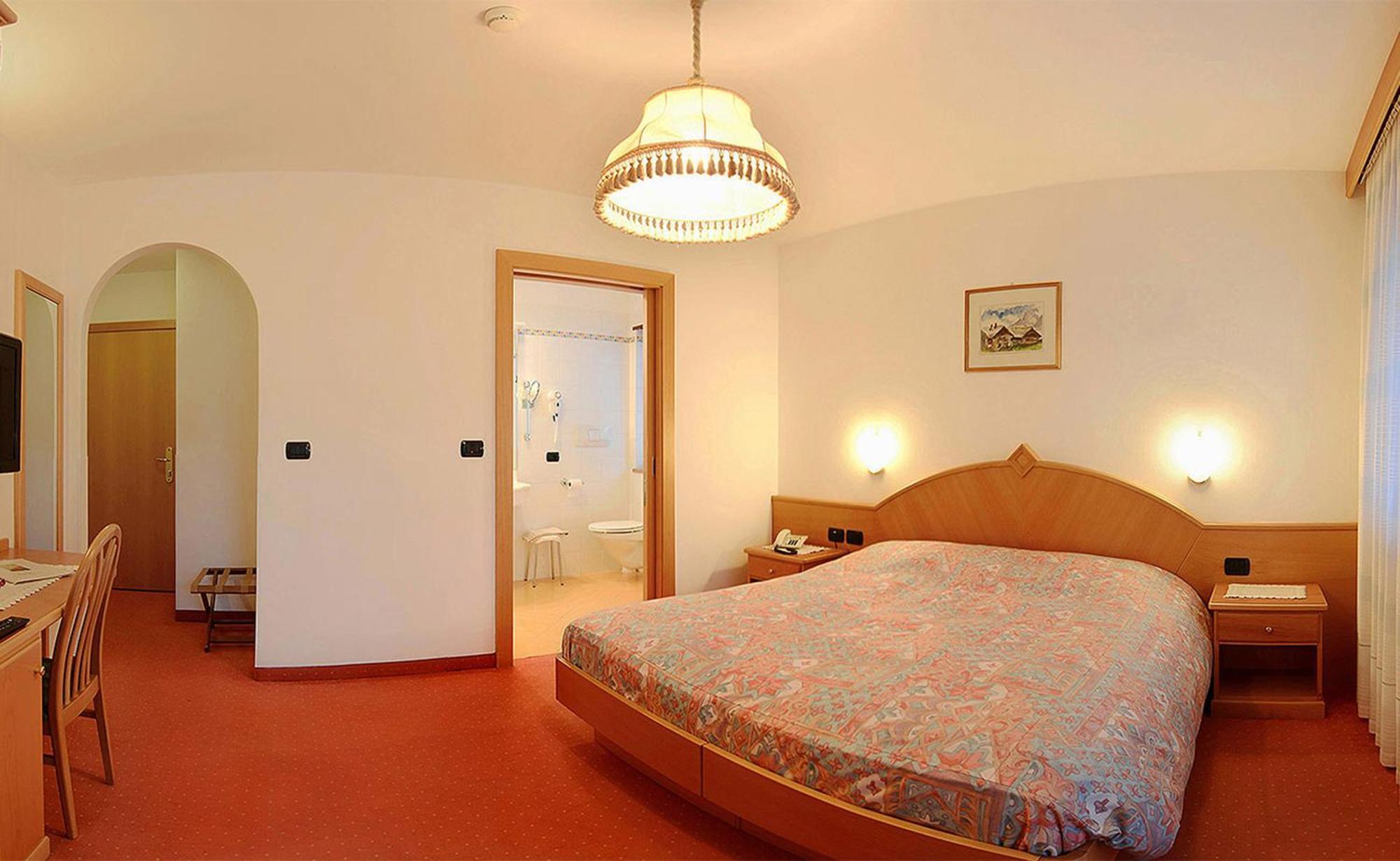 Hotel Dolomites Inn Канацеи Номер фото